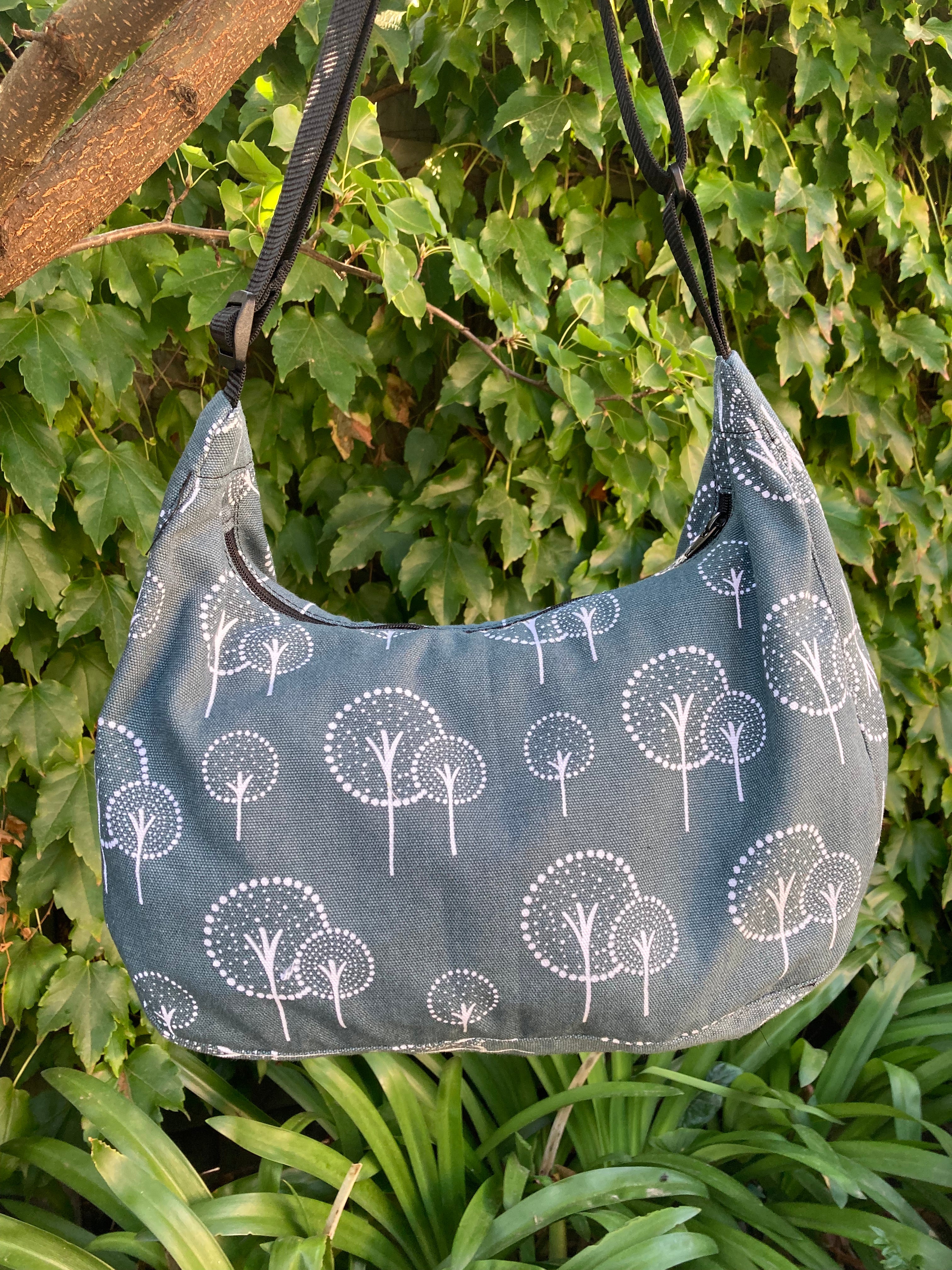 Eco-Friendly Tree Pattern Canvas Shoulder Bag