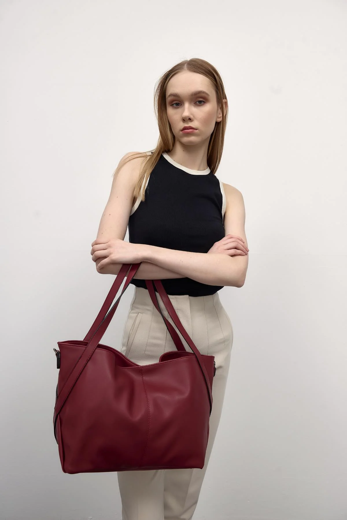 Stylish Maroon Handbag