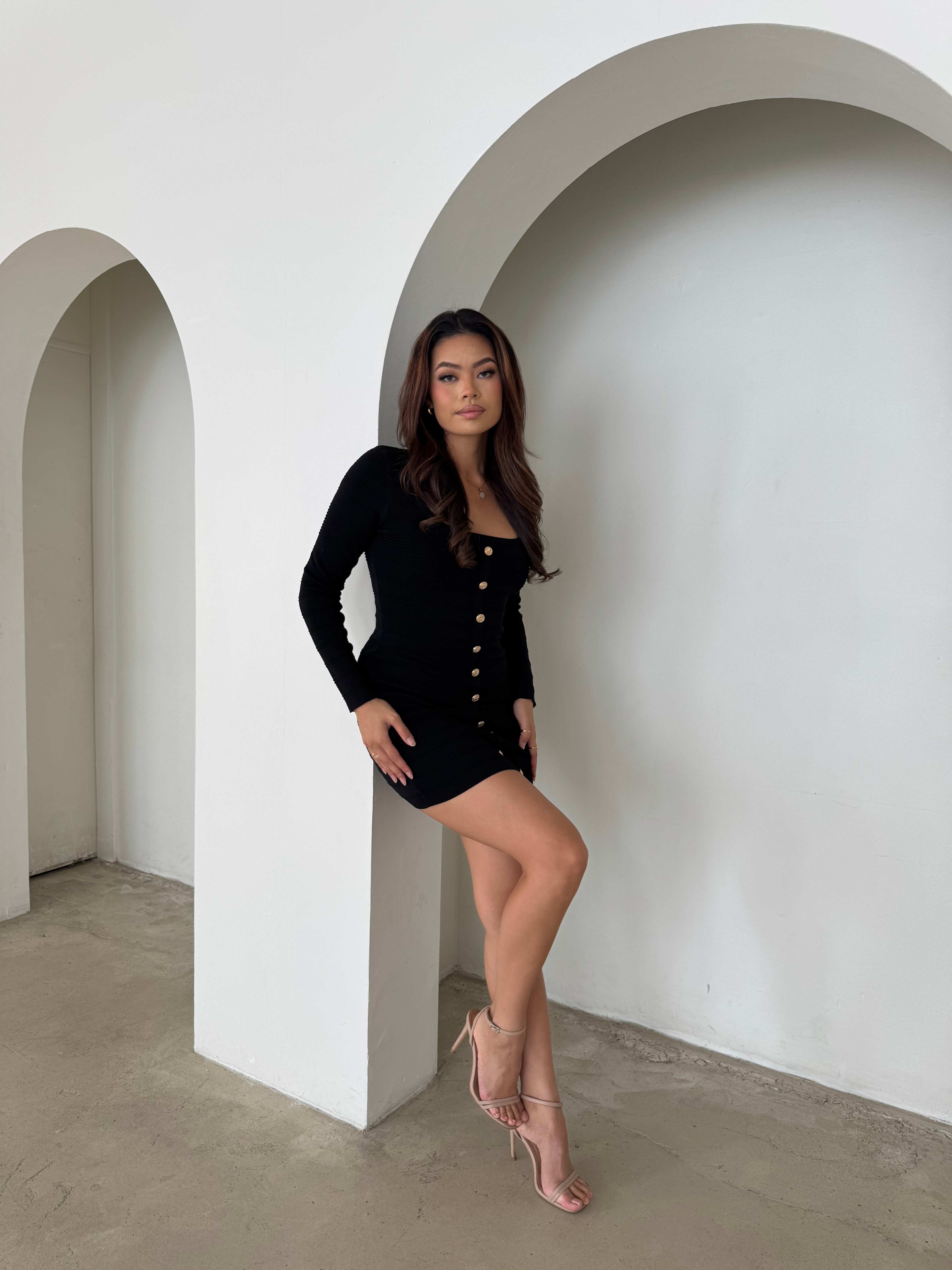 Elegant Black Buttoned Dress