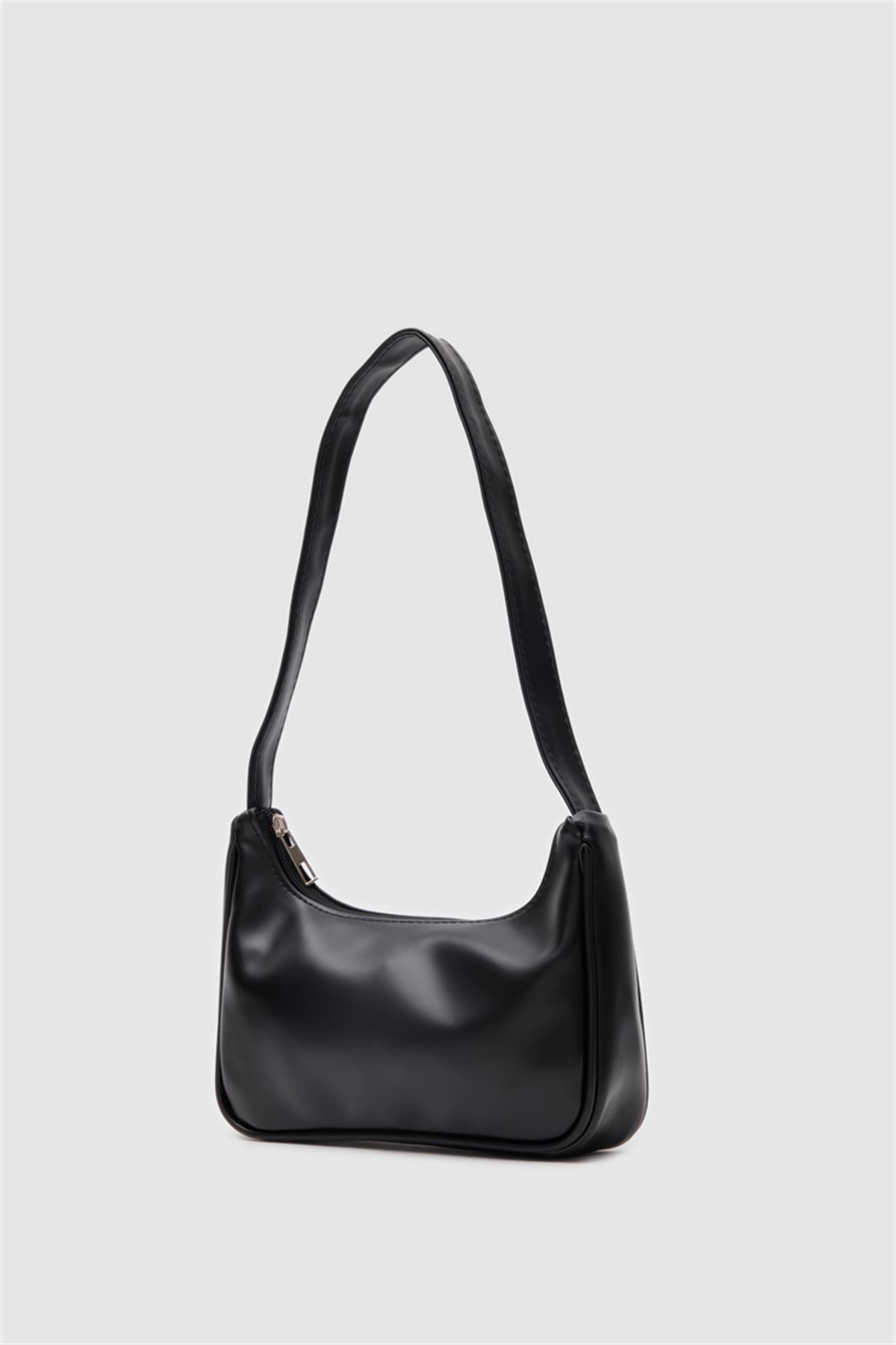 Elegant Black Shoulder Bag